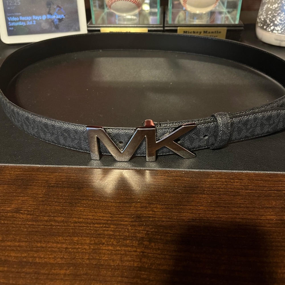Michael Kors MK 40 inch Mens Belt